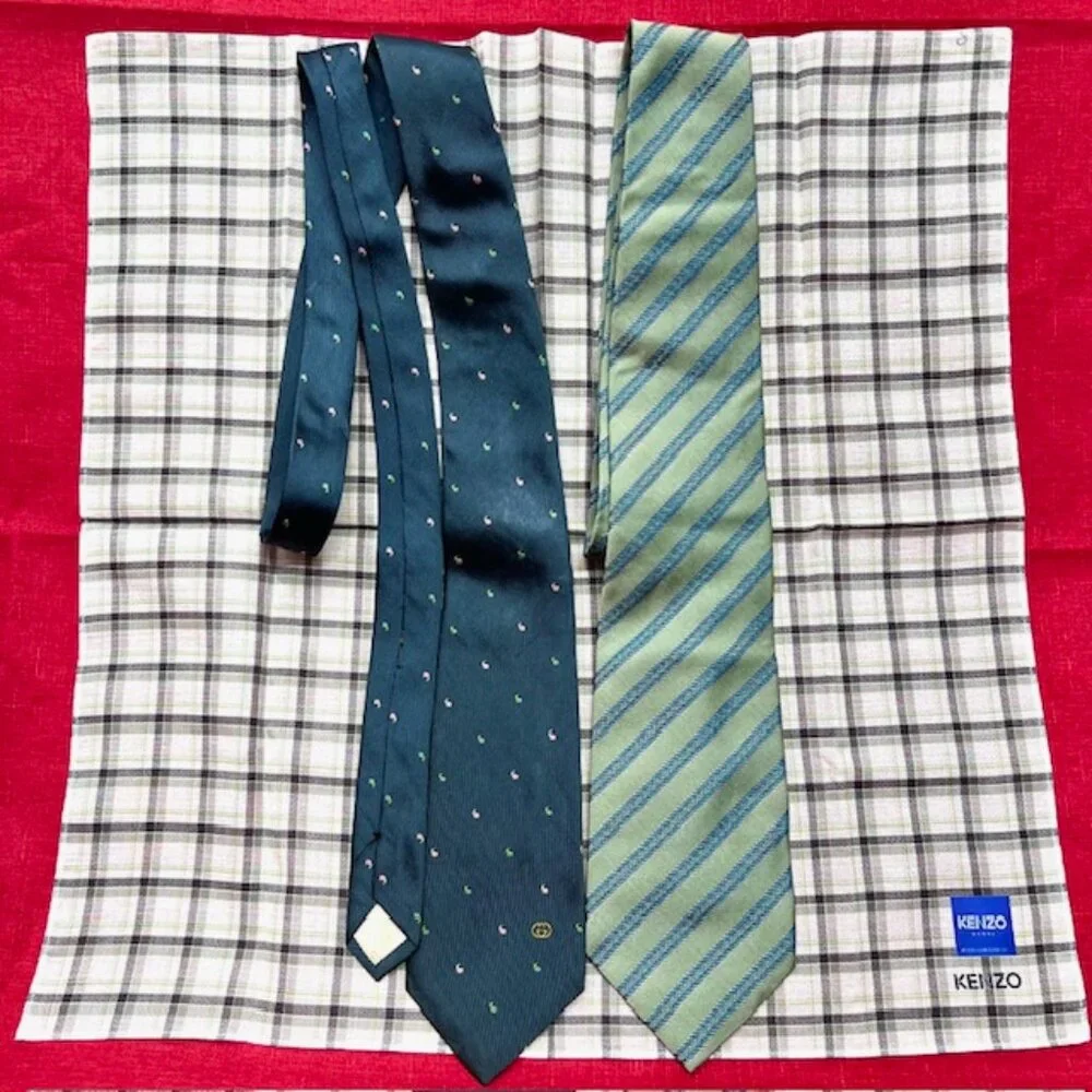 2 Neck Ties Silk: Gucci dark green & KT Homme +1 Kenzo Paris Handkerchief (40)